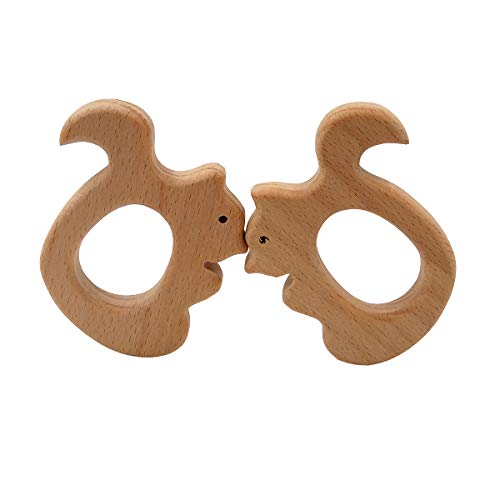 2pcs Natural Beech Wood Squirrel Teether Pendant