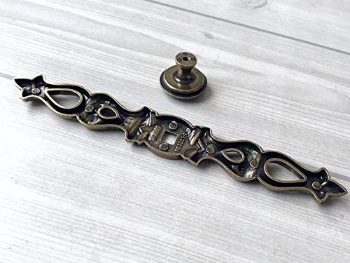Antique Bronze Drawer Handle with Vintage Look